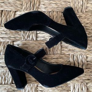 Tahari High Heel Shoes